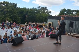 A fényszóró kulturális alapítvány ajándéka