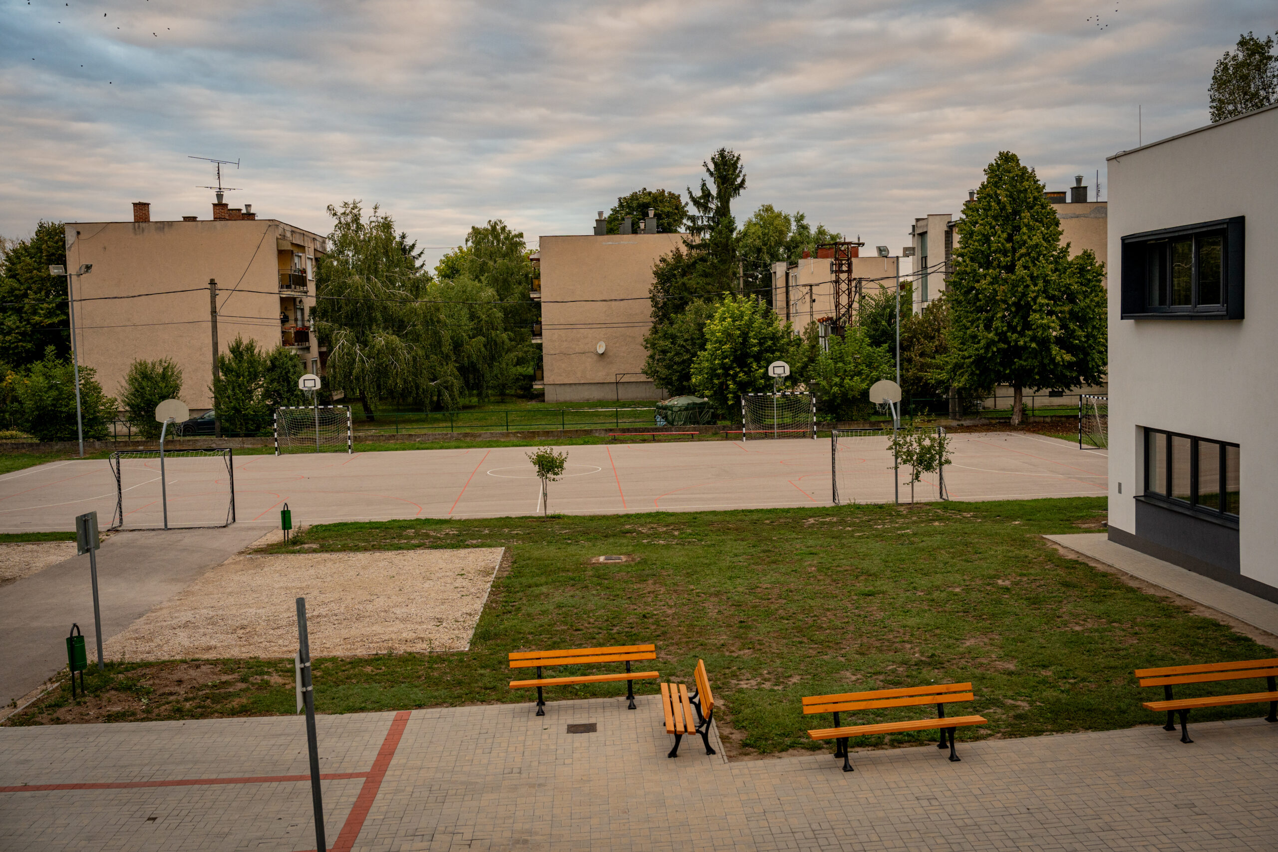 _NAD3158